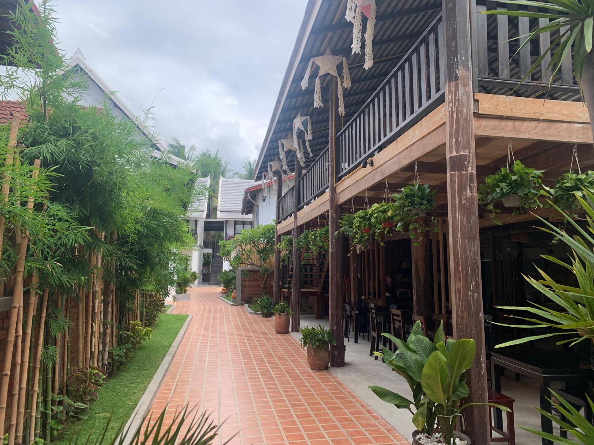 Luang Prabang Vang Luang Hotel Exterior photo